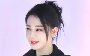 Địch Lệ Nhiệt Ba khiến Dương Tử xấu hổ