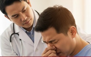 Người đàn ông nguy kịch sau vài ngày sổ mũi