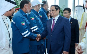 Thăm tổ hợp 27 tỷ USD là niềm tự hào của Kuwait, Thủ tướng đề cập tới siêu dự án có 3 nước tham gia ở VN