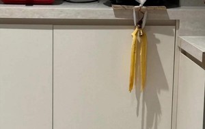 Nửa đêm thấy chồng lục đục trong bếp: Sáng dậy người vợ ''dở khóc dở cười'' trước cảnh này