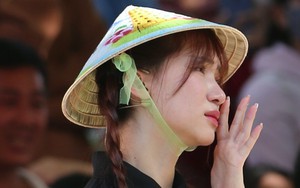 Hòa Minzy bị huỷ show