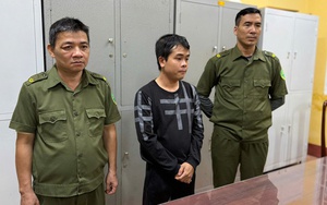 Ra tay với học sinh cùng trường với con, một phụ huynh bị bắt