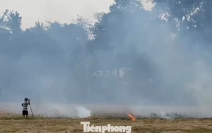 Xót xa 'kho vàng' bị đốt bỏ, vừa lãng phí lại gây ô nhiễm môi trường