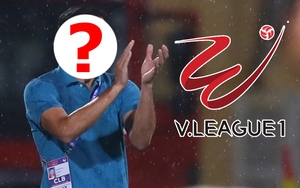 CLB V.League tính chia tay nhà vô địch AFF Cup, mời con trai HLV huyền thoại về thay thế?