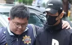 Tình cảnh nhiều nam nghệ sĩ bị bắt