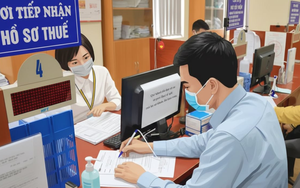 Dù được miễn nộp thuế từ năm 2026, hộ kinh doanh có doanh thu dưới 200 triệu/năm vẫn phải làm điều này để tránh bị phạt tiền lên đến 12.500.000 đồng