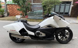 Xe tay ga 'phi thuyền' của Honda rao bán ở Việt Nam, dùng chung một thứ với xe dẫn đoàn CSGT