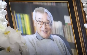 Dòng người đến viếng 'ông nội quốc dân'