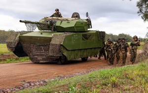 Quân đội Mỹ gây bất ngờ khi sử dụng xe tăng gỗ dán