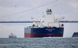 Giữa vòng xoáy trừng phạt, hàng chục triệu tấn dầu Nga vẫn tìm ra 'lối thoát', âm thầm len lỏi khắp thế giới mang về hơn 5 tỷ USD