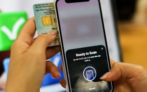 Tại sao kẻ lừa đảo biết rõ số tài khoản, CCCD, hình ảnh sinh trắc học,... để để đăng nhập ứng dụng ngân hàng và rút tiền của nạn nhân?