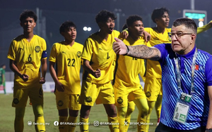 Việt Nam liên tục tạo "mưa bàn thắng", fans Malaysia: "Chúng ta khó giữ sạch lưới trước họ!"