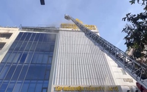 Cháy tại một thẩm mỹ viện ở TPHCM