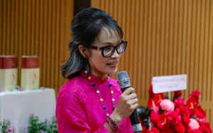 Soprano Nguyễn Bích Thủy về Việt Nam ra mắt sách: Phải đánh đổi hạnh phúc gia đình vì đam mê ca hát