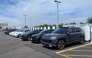 Ngày càng nhiều người Mỹ muốn mua xe điện