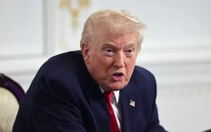 Tổng thống Mỹ Trump cảnh báo 'đóng cửa không phận' Venezuela