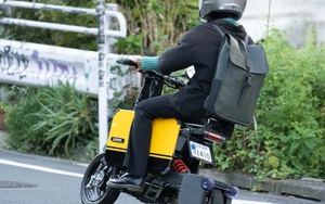 Chiếc xe máy điện gấp gọn như vali đang gây sốt: Nhỏ mà có võ