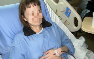 Cô gái sụt 15kg, dạ dày bị liệt vì món mì hot trend bao năm giới trẻ Việt vẫn "mê như điếu đổ"