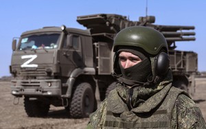 Quân nhân Nga trực tiếp điều khiển Pantsir-S1 tại Venezuela