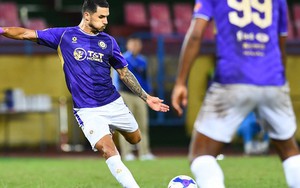 Chân sút nhập tịch tạo ấn tượng mạnh