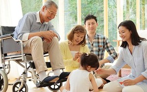 Bài học xương máu tuổi già: Cho con cái tiền bạc không phải điều tốt nhất, muốn con hiếu thảo nên làm 3 việc sau