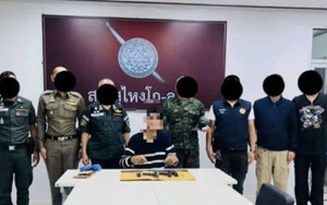 Cựu cầu thủ nhập tịch Malaysia ra đầu thú