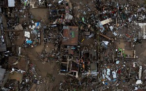 Bão cuồng phong Kalmaegi quá hung tàn, tất cả đều bị phá hủy: Những hình ảnh flycam lột tả sự thảm khốc