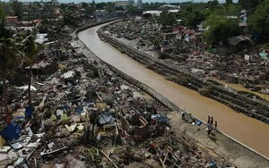 Bão Kalmaegi gây lũ lịch sử tại Philippines, khiến hơn 100 người thiệt mạng