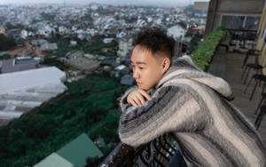 Nam ca sĩ sở hữu nhiều nhà, có mối tình kéo dài chỉ 10 ngày, U40 chưa vợ con