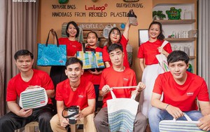 Tái chế nilon thành túi xách, cô gái 9X tạo việc làm cho người khuyết tật