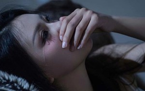 Cô gái bật khóc khi phát hiện chồng sắp cưới nhiễm HIV và cái kết đầy bất ngờ