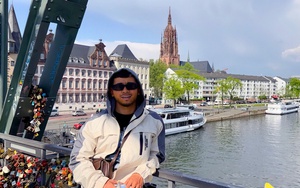 Nam ca sĩ, diễn viên bỏ nghề đi làm travel blogger: 2 năm đi 118 quốc gia, mua nhà xe, cuộc sống viên mãn