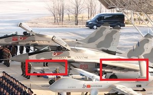 Bản sao tên lửa IRIS-T của Đức được trưng bày tại Triều Tiên