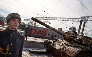 T-55 huyền thoại trở thành 'xe tăng bắn tỉa' và được bảo vệ tối đa