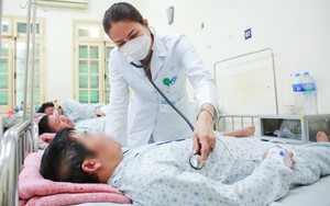 Đề xuất tăng mức đóng BHYT lên 6%, từng bước tiến tới miễn viện phí toàn dân