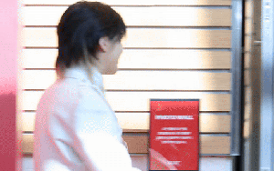 Màn tụt dốc nhan sắc thảm hại của nam ca sĩ T. hạng A gây choáng