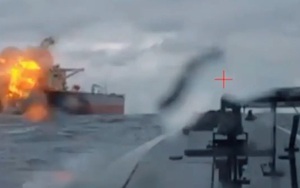 Ukraine “dội mưa” UAV vào Moscow, nhắm “hạm đội bóng tối” của Nga