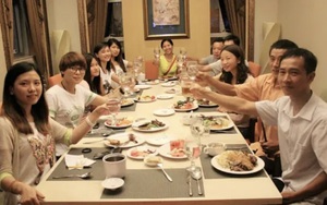 Đi họp lớp các bạn bỏ hết về trước lúc thanh toán: Tôi ở lại cuối cùng với lớp trưởng lại là 'người hưởng lợi nhất'