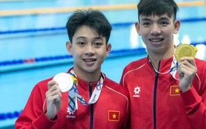 "Rái cá sông Gianh" Huy Hoàng lần thứ 5 giành HCV bơi 1500m SEA Games, visual kình ngư HCB bên cạnh cũng hot không kém
