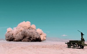 Hệ thống phá mìn ALPAY tạo lối tiến công rộng 10m chỉ bằng một cú nổ