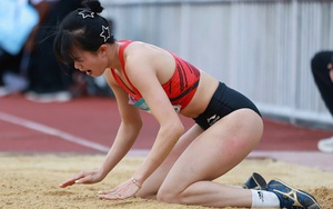 Cực xót khoảnh khắc VĐV Việt Nam chấn thương đau đớn vẫn cố giành HCĐ SEA Games, bật khóc vì nhớ con