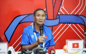 HLV Mai Đức Chung hé lộ bí quyết hạ Indonesia, “tuyên chiến” đối thủ trước chung kết SEA Games