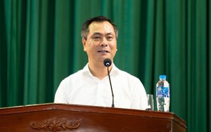 Lật tẩy mục đích Hiệu trưởng Cao đẳng Du lịch Hà Nội 'ăn chặn' tiền A80 của sinh viên