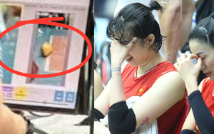 Cận cảnh pha bóng nghiệt ngã nhất SEA Games khiến bóng chuyền nữ Việt Nam mất HCV, netizen tranh cãi: Bóng trong hay ngoài?