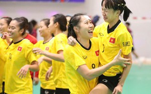 Bùng nổ cảm xúc SEA Games 33: Hạ Thái Lan giành HCV, cầu thủ bóng ném Việt Nam khóc nức nở vì hạnh phúc
