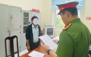 Bé trai 12 tuổi bị người đàn ông ném đá vỡ trán, gây thương tích 36%