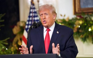 Tổng thống Trump: Nước Mỹ 'hoàn toàn chết' trước khi trở thành 'quốc gia nóng nhất thế giới'