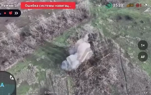 Đòn tấn công nhiều hướng, xóa sổ 8 xe HMMWV, 11 kho đạn, 2 kho vật tư