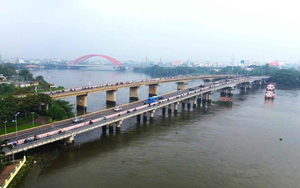 Nhìn cầu nặng rung chuyển trên mặt nước, 100 người Việt Nam hò reo vì thành công lớn, thành công làm chủ công nghệ phức tạp
