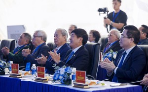 Tỷ phú Trần Đình Long nhấn nút dự án 10.000 tỷ: Sẽ ra lò  thép ray "Made in Vietnam" sớm hơn một năm so với kế hoạch